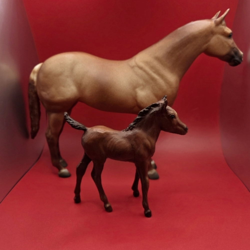 Brown Horse and Foal Figurines Breyer